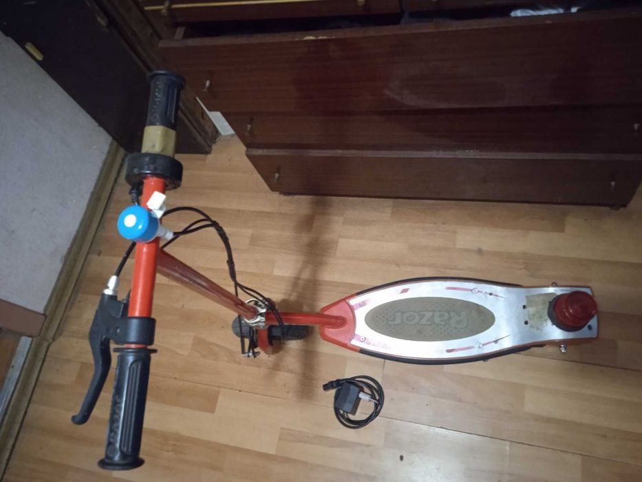 Продам електросамокат