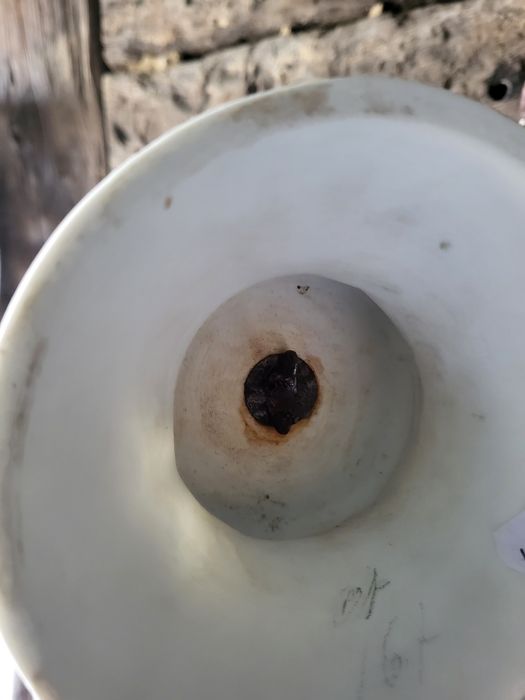 Piękna biskwitowa Maryja z dzieciątkiem Jezus  Matka Boska