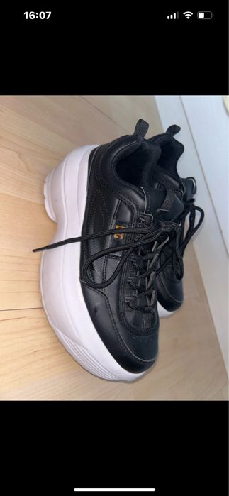 Buty na platformie 37