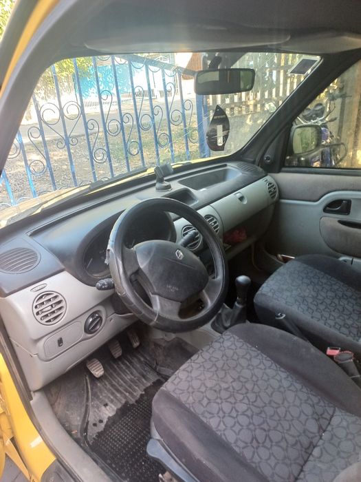 Рено кенго вхорошом состояние
