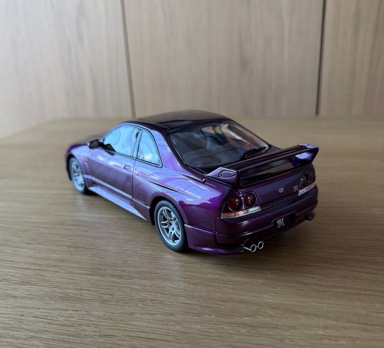 Nissan skyline r33 Otto 1:18
