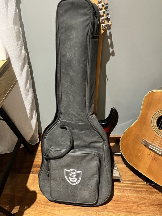 Guitarra Elétrica