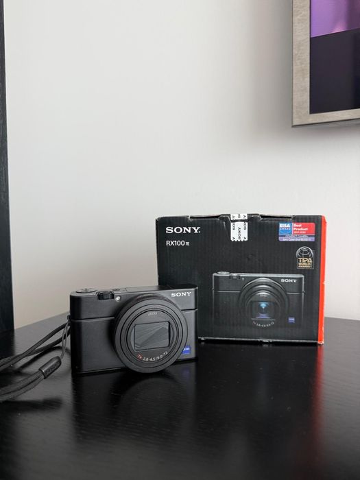 Sony RX100 VI (Lote Recente EISA) – Como Nova / Caixa Original