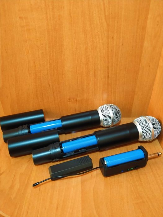 Радиомикрофоны 2шт на Новый год