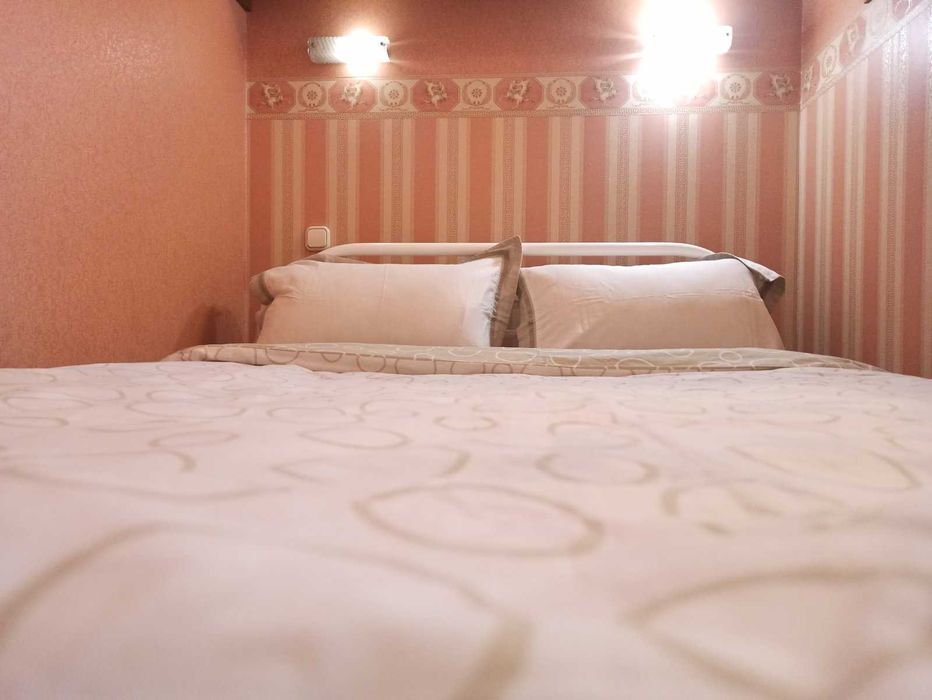 Центр , пр. Яворницкий, Мэрия . СВЕТ есть ВСЕГДА. Квартиры посуточно