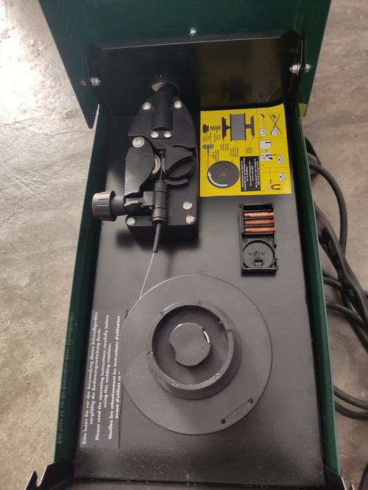 Máquina de soldar de fio Parkside