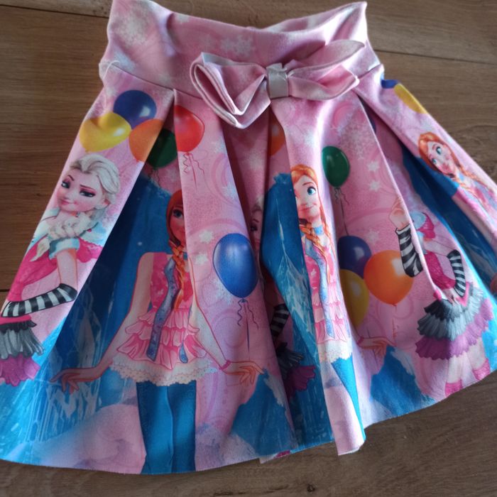 Plisowana spódniczka Elsa 3/4 lata