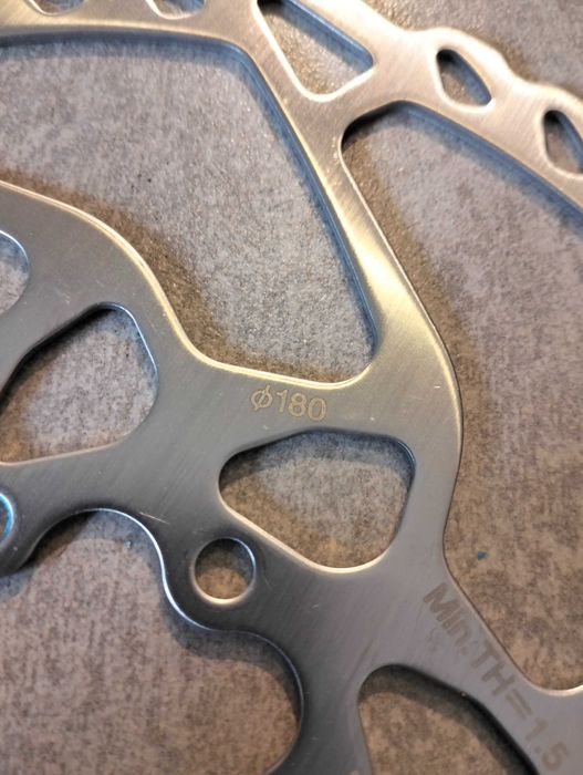 SHIMANO SLX Brake Disc 6-Bolt SM-RT66M | 180 mm