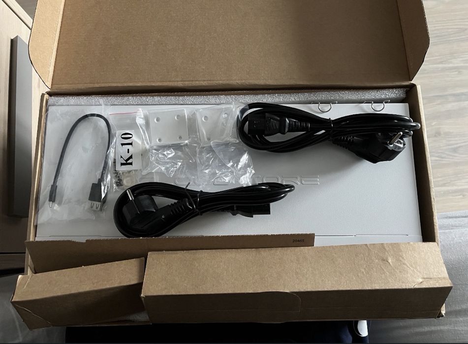 Router MikroTik Cloud Core