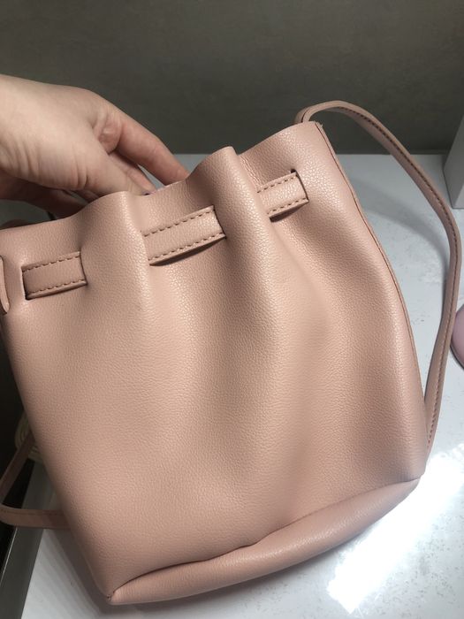 Жіноча сумка.   .