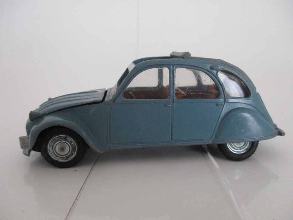 Carros miniatura de Coleção 1.43