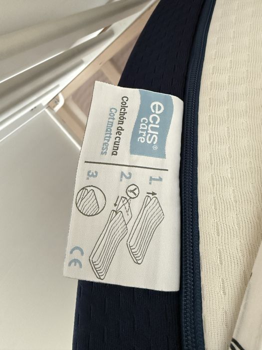 Berço bebe com colchao e resguardos