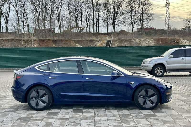 Tesla Model 3 2018