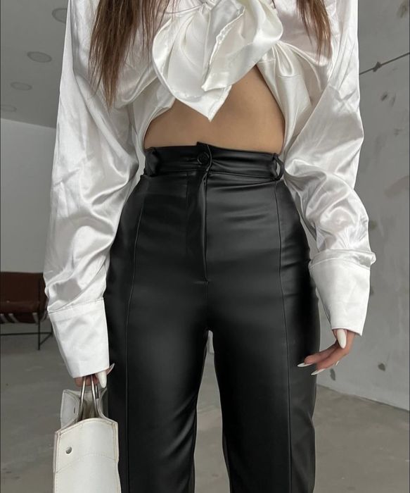 Жіночі шкіряні брюки