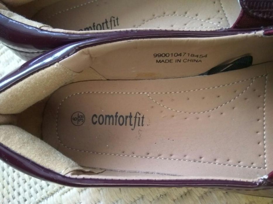 Damskie pantofle rozm.39