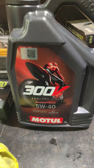 Óleo Motul 300v racing