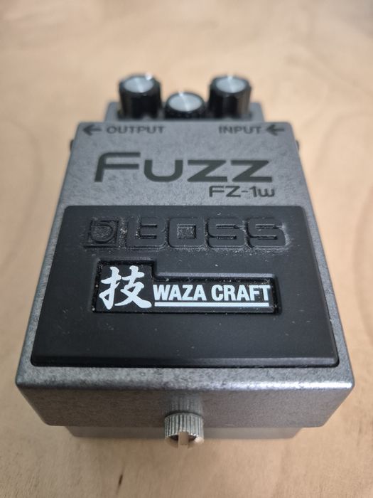 Boss Fz-1w - fuzz, overdrive, distortion gitarowy. Made in