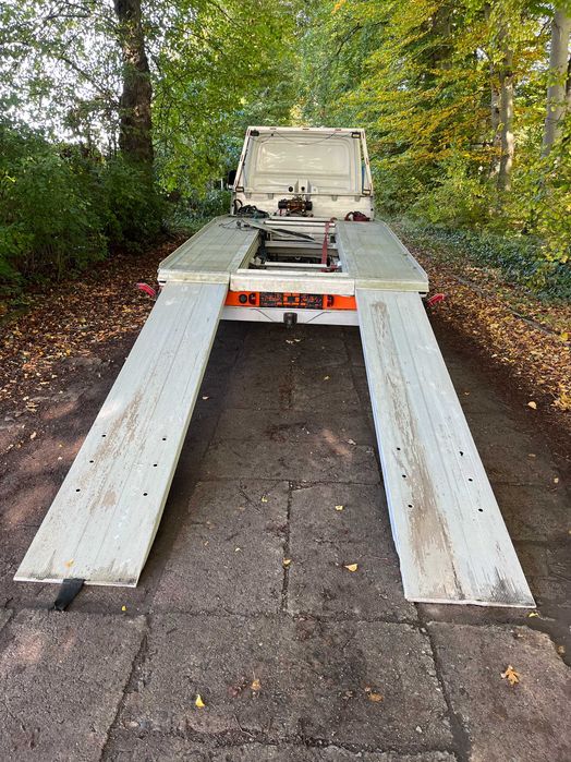 Zabudowa  Laweta Autolaweta Najazd