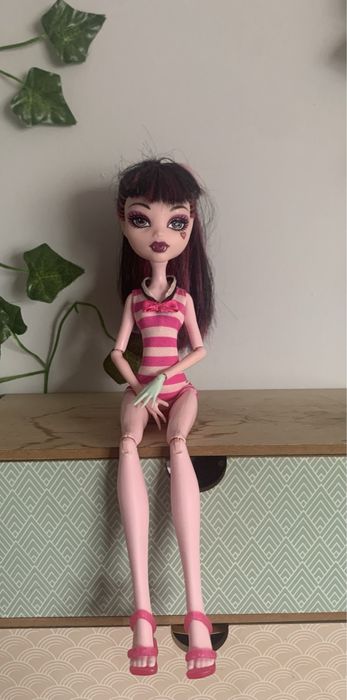 Draculaura Monster High