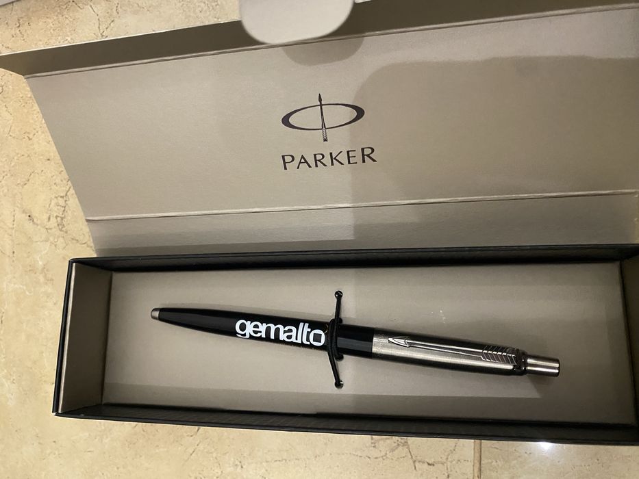 Ручка шариковая Parker
