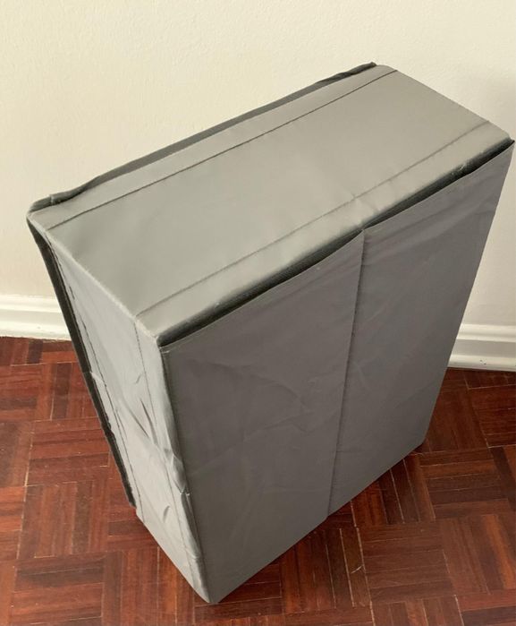 Caixa de arrumação “SKUBB” cinza escuro 53x43x19cm em bom estado