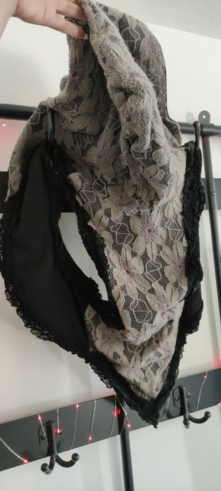 Colete renda feito à medida