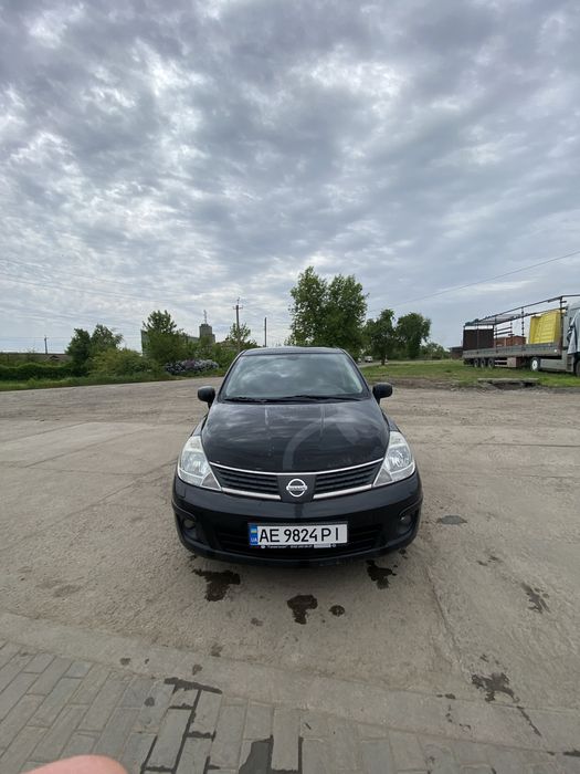 nissan-tiida-1-8-6-100-nissan-olx