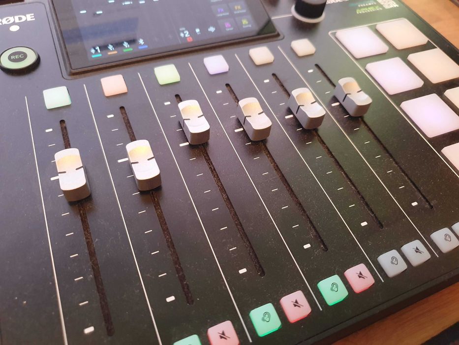 Мікшерний пульт RODE Caster Pro II Портастудия