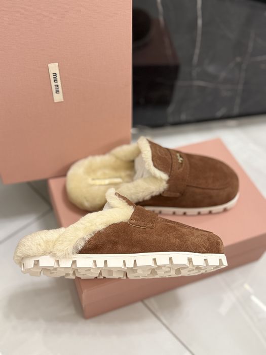 Klapki Miu Miu Brown Suede