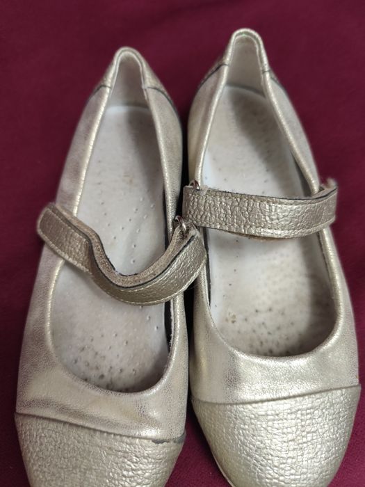 buty dla dziewczynki stan zadowalający 31 Kornecki, kolor złoty