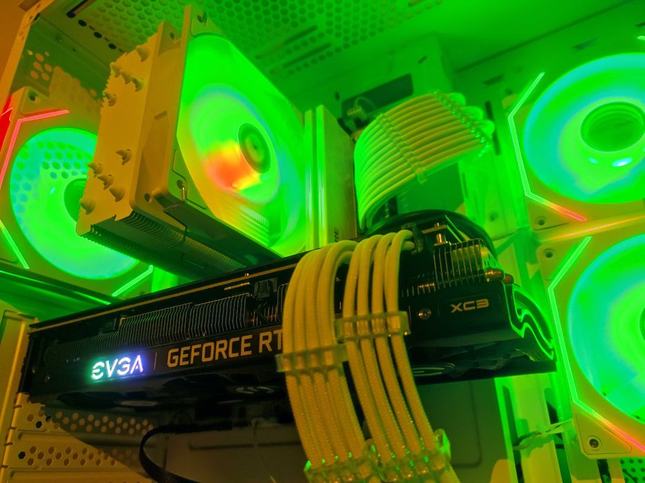 PC Gaming Ryzen 5500 • RTX 3070 • 32GB 3200 • 1TB NVMe • ARGB Branco