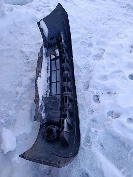 Бампер передній Renault Kangoo 1.