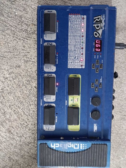 Pedaleira Digitech RP6