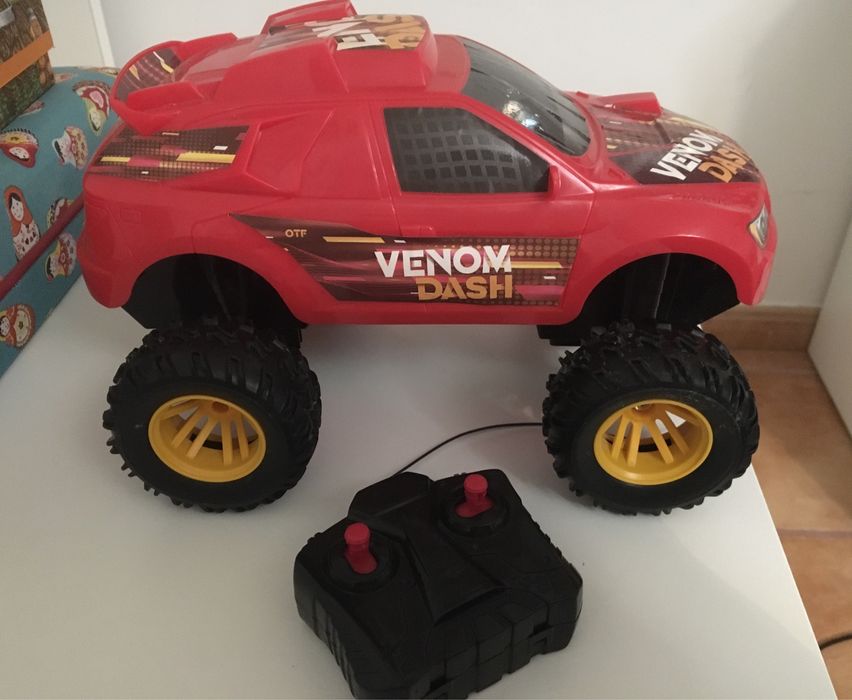 Carro telecomandado como novo