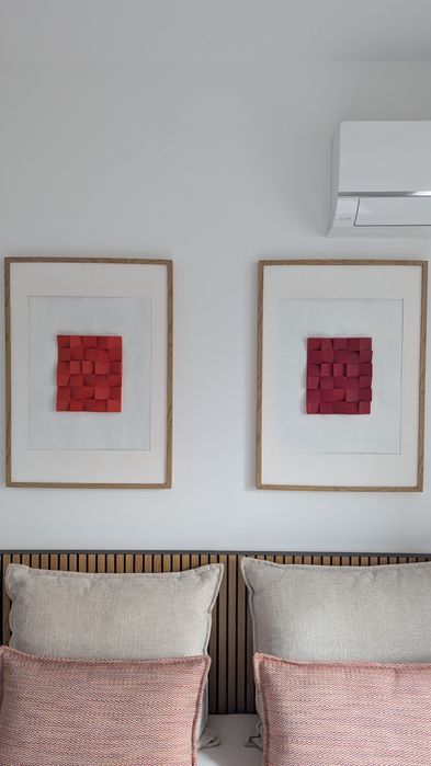 Conjunto 2 Quadros Decorativos 3D - Vermelho e Laranja com Moldura em Madeira