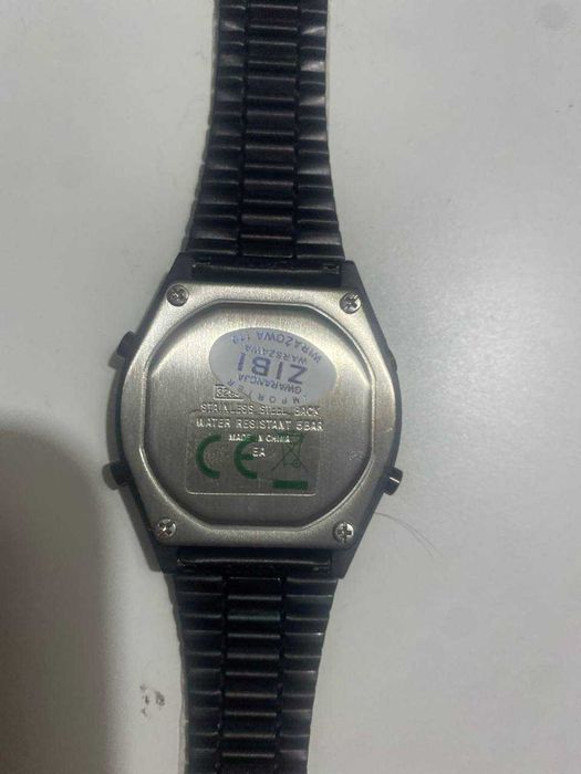 Casio Illuminator – nowy, nienoszony, metalowa bransoleta