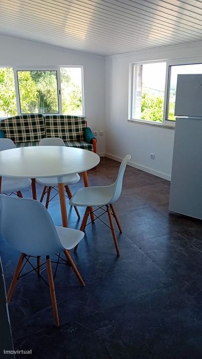 Apartamento T2 em Santa Clara – 750 € com Despesas Incluídas