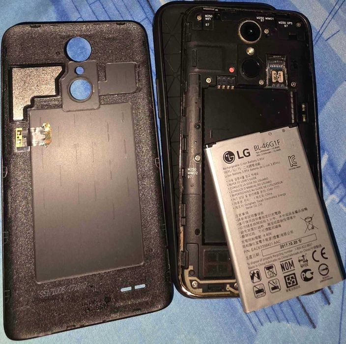 Телефон LG. K10(2017)