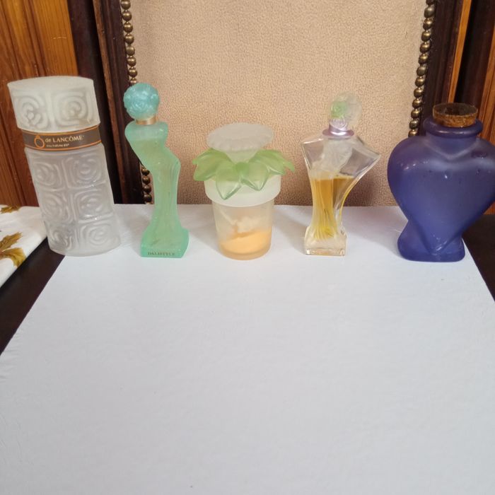 11 Frascos de perfume de coleção