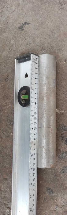 Плита 4 мм,и труба 54 мм из нержавейки.Эбонит 50 мм.Медная болванка