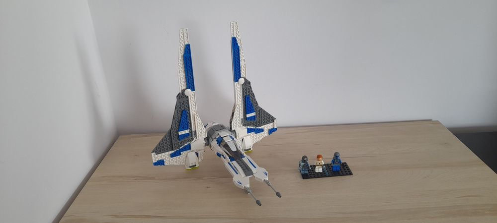 Lego star wars 9525 pre vizsla starfighter .