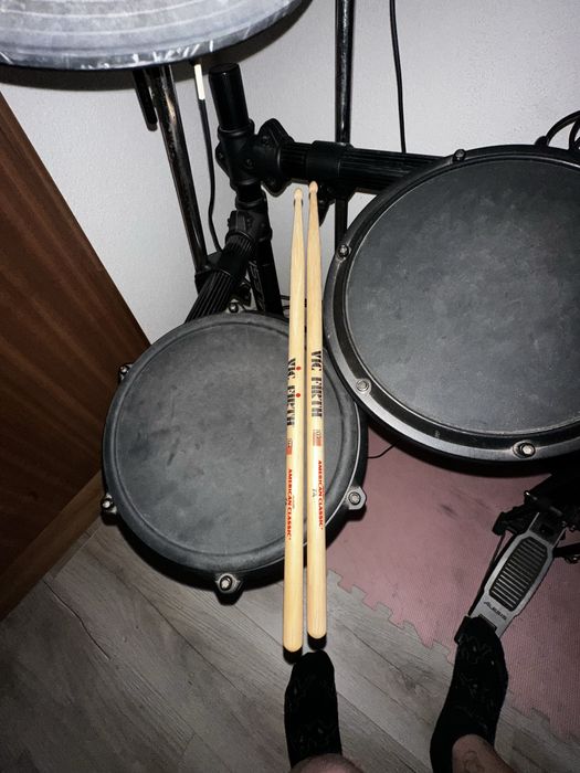 Bateria eletrica alesis