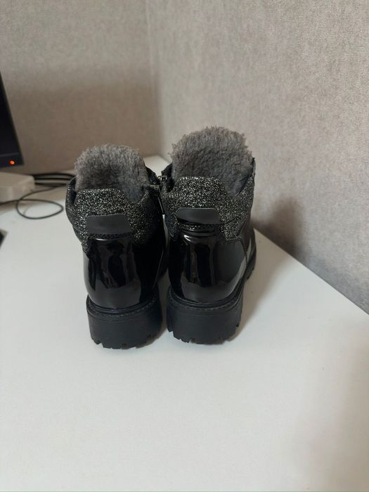 Шкіряне дитяче зимове взуття