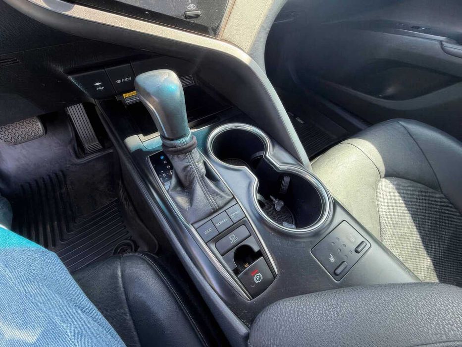 Toyota Camry XSE      2019