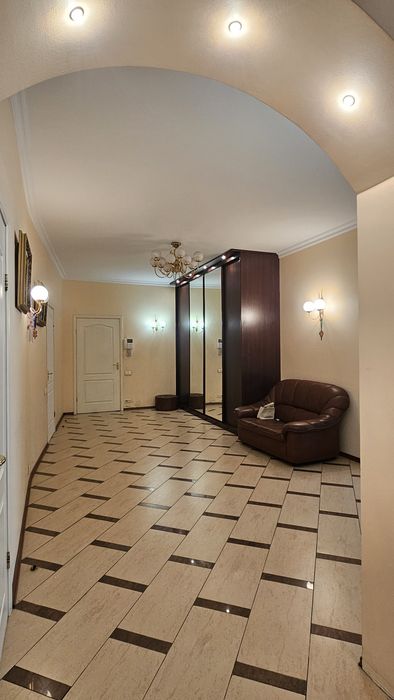Оренда 3к квартири, метро Палац Україна, Антоновича 140