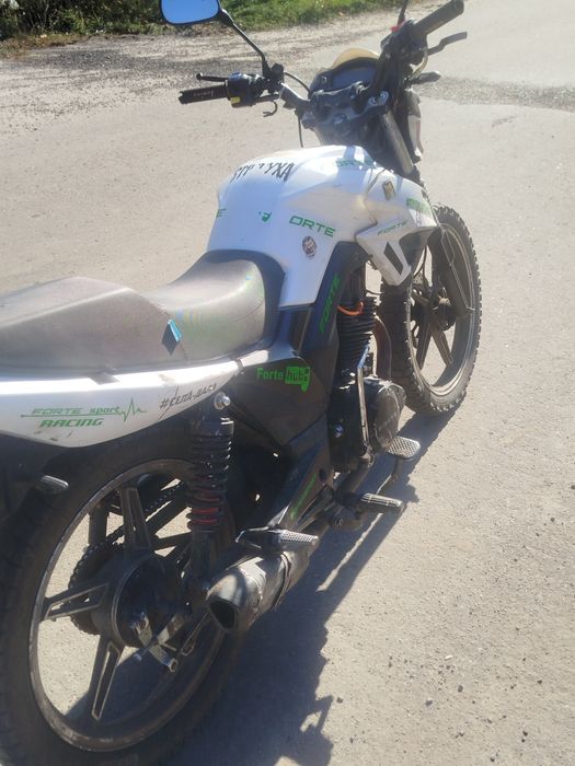 Продам мотоцикл 200