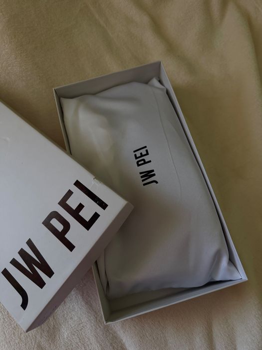 Сумочка JWPEI нова оригінал