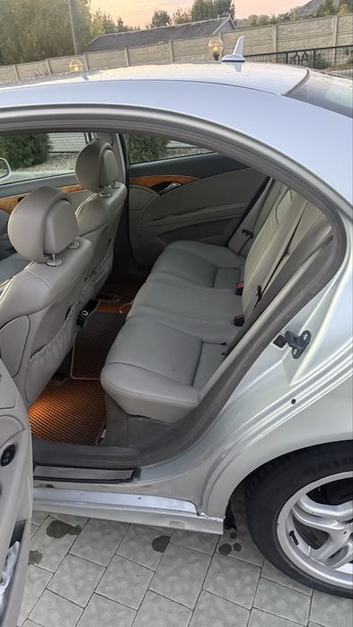 Mercedes-Benz w211 2.2d