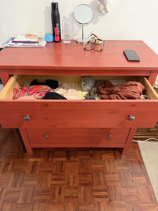 Comoda Vermelha IKEA