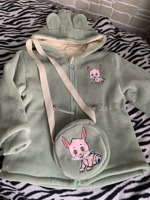 Курточка для дівчинки